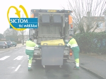 image : Photo camion de ramassage des ordures - Sictom du Marsan